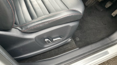 MG Hs 1.5 T-GDI Exclusive 5dr Petrol Hatchback